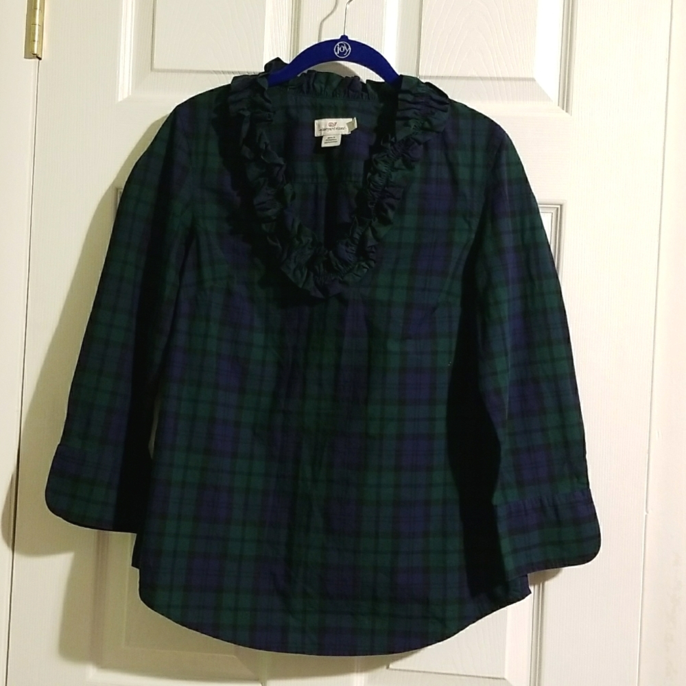 Vineyard Vines plaid pullover top